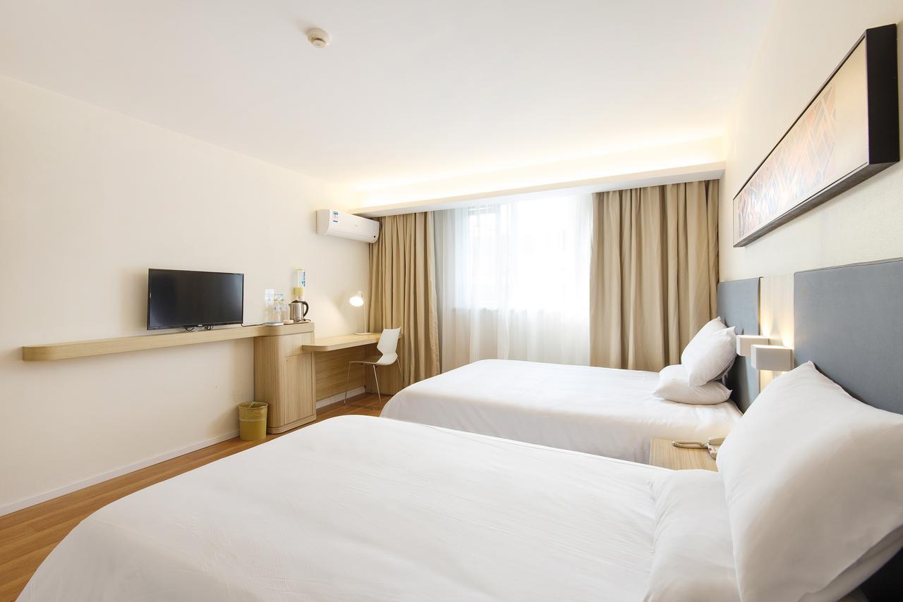 Hanting Hotel Shanghai Chunsha Jinhui Plaza エクステリア 写真